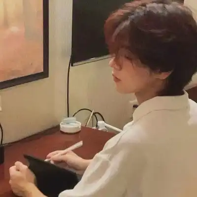 袁思思